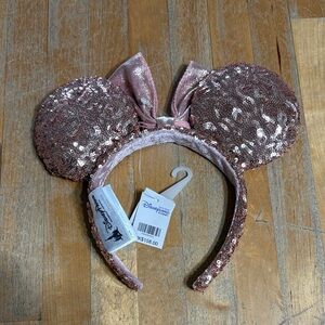 Disney Hong Kong NWT Pink Sequin Minnie Ear Headband